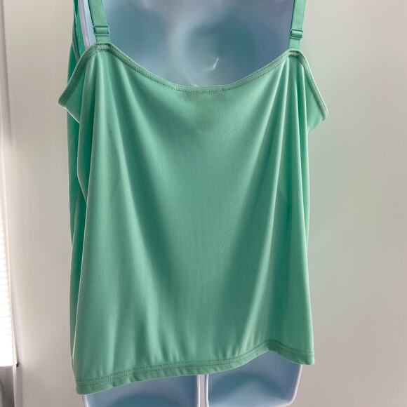 C.l.o.t.h.e.s. Cami Green - Picture 5 of 8